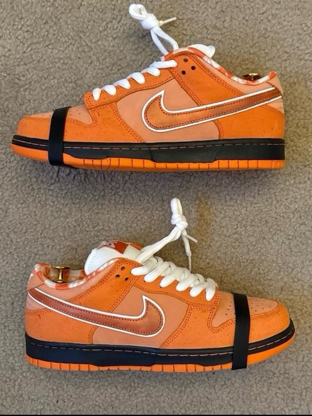 Nike SB Dunk Low “Orange Lobster”